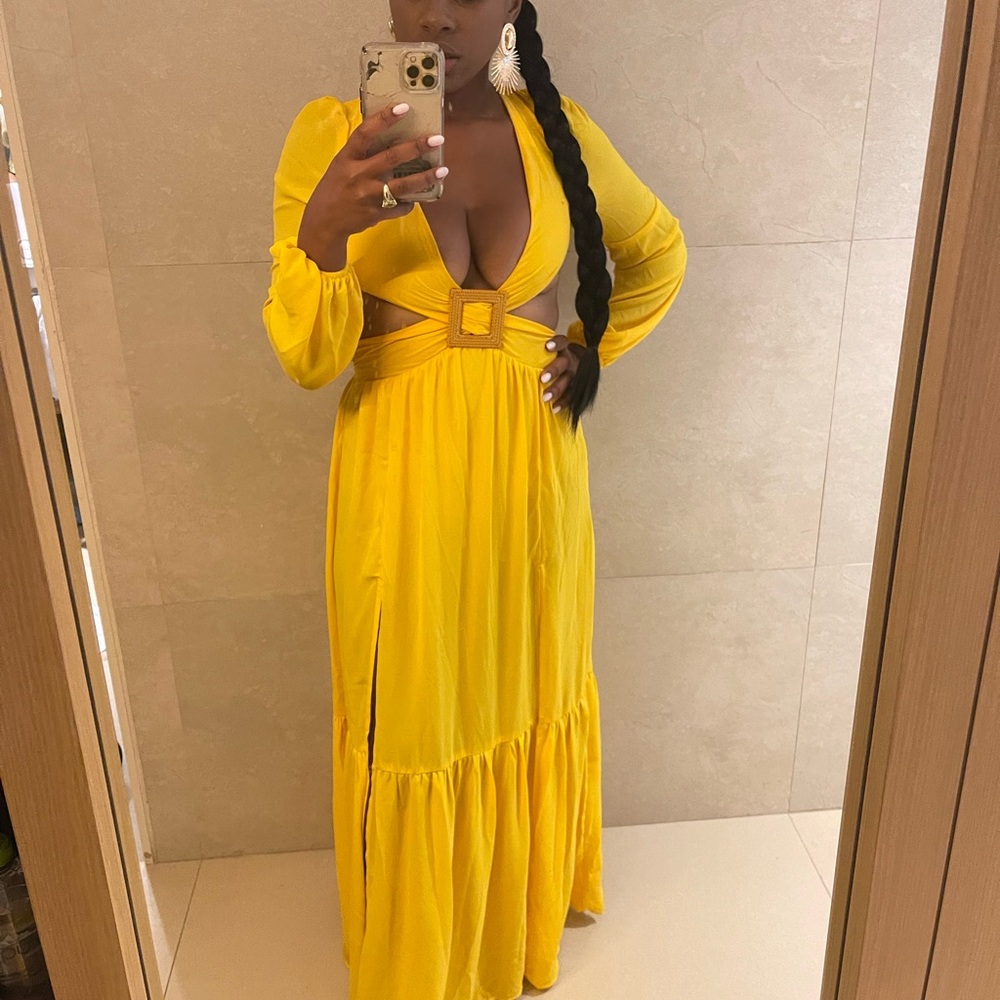 Elegant Yellow Maxi Dress